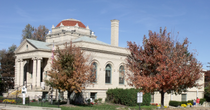 [photo: library building, 2010 Fall]